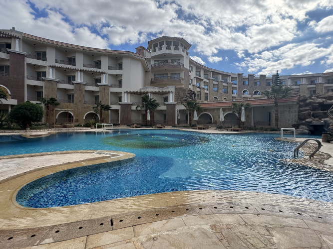 Apartmán v rezortu<br />Royal Beach (3kk se 2 balkóny) 