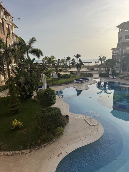 ROYAL BEACH 3kk na pláži